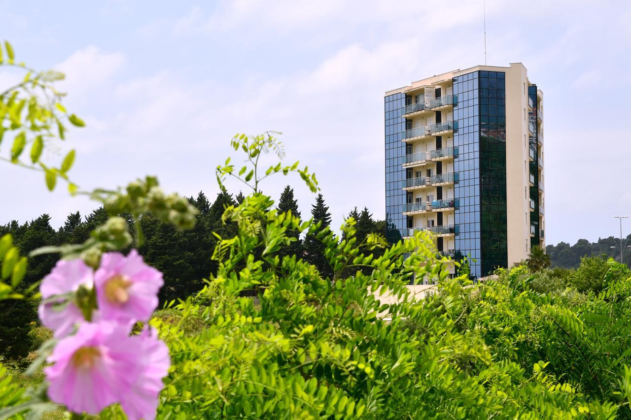 Apartments Crystall Budva Exterior foto