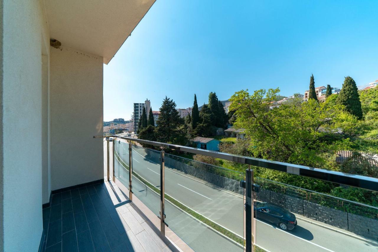 Apartments Crystall Budva Exterior foto